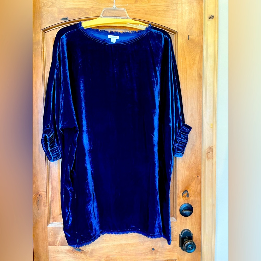 Sapphire velvet dress from Sundance catalog NWT